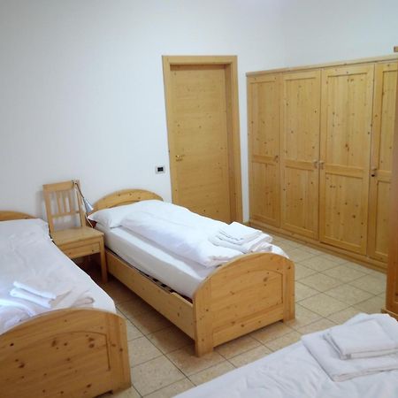 Taxus Hostel Pieve Tesino Экстерьер фото