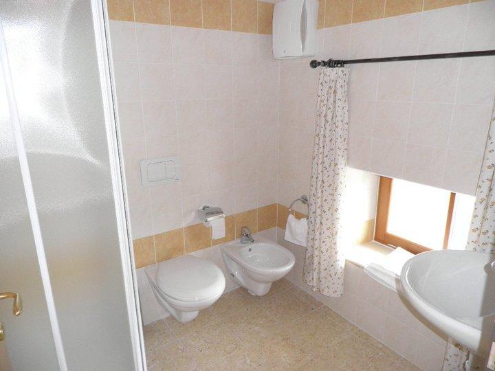 Taxus Hostel Pieve Tesino Экстерьер фото